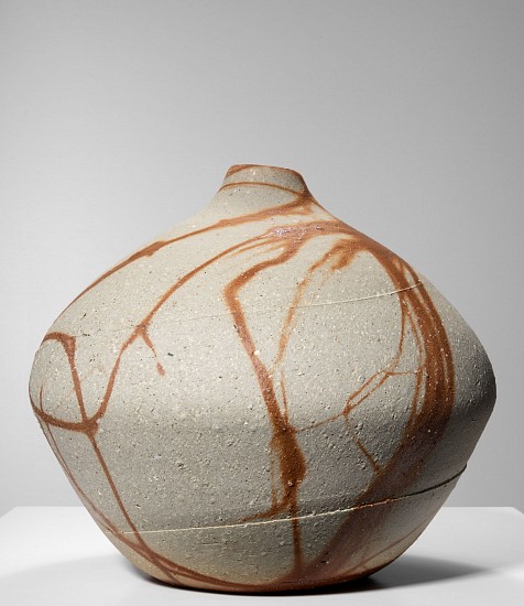 Koichiro Isesaki, Bizen straw wrapped Jar
2023, Stoneware, can be placed outside